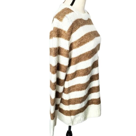 Lou + Grey New Stripe Oversized Sweater - Picture 5 of 8